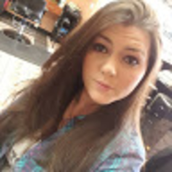 Meet your Posher, Deborah - Picture 1 of 1